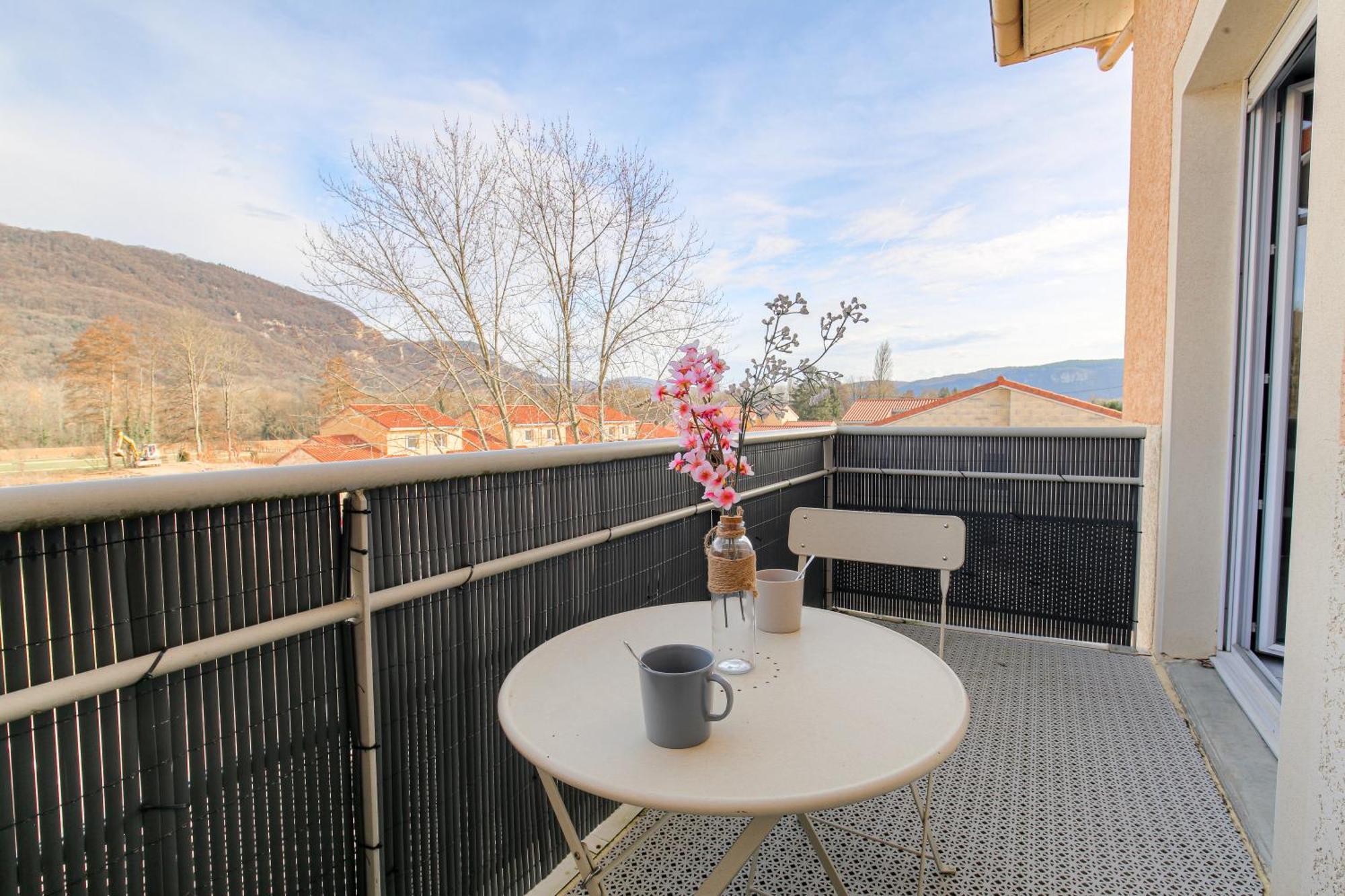 Le Souclin - Ma Cabotte Apartment Lagnieu Bagian luar foto